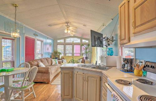 Middle Bass Resort Villa with Grill and Deck! - Foto 12