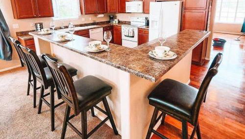 Falcon Retreat! Pet Friendly King Beds - Foto 4