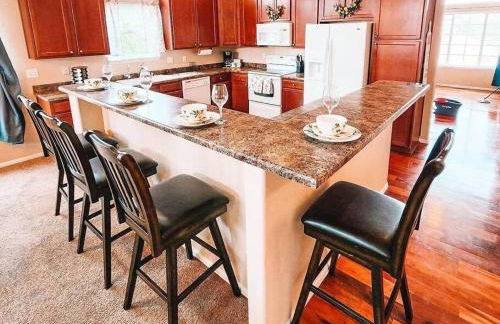 Falcon Retreat! Pet Friendly King Beds - Foto 4