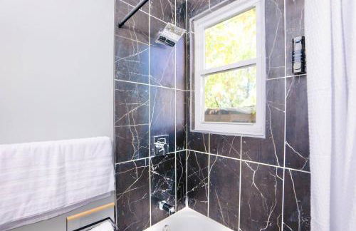 The Hillside | Full House | Parking | Near EWR-NYC - Foto 18