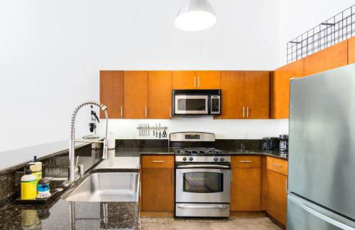 Historic Gaslamp Loft with Peloton Bike and Roof Deck - Foto 11