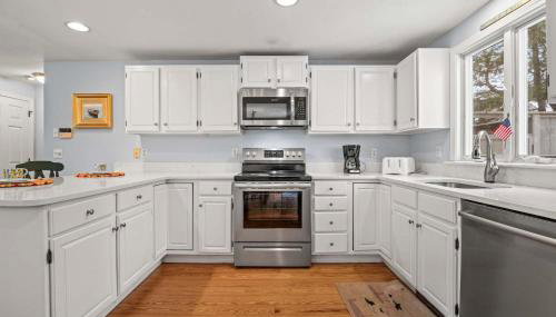 Cozy Bungalow Close to Downtown - Foto 2