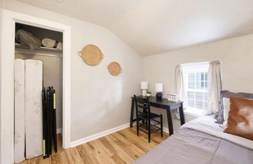 Large 4 Bedroom Home Close to Airport and IX Center - Photo 19