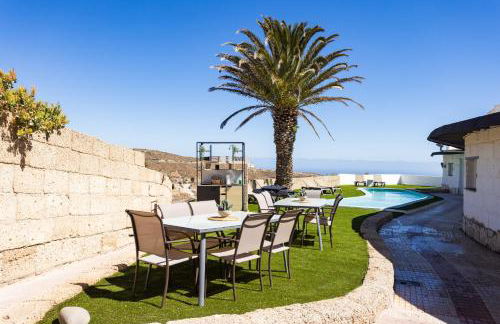 Oasis Tenerife Rentals con Piscina climatizada, Cocina exterior y Barbacoa - Foto 36