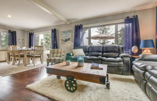 Enchanting Waterfront Sorrento Home with Deck! - Foto 6