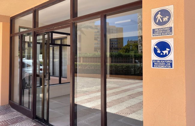 Mountain-view Apartment by Sea - Foto 2