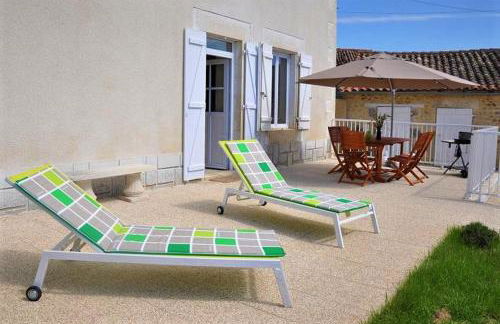 Repos et détente au cœur des richesses du Poitou - Foto 17