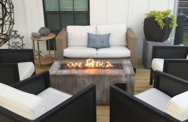 FIXER UPPER’s Original BARNDOMINIUM!! Sits on Private 16 wooded acres & lake - Foto 15