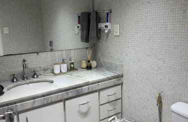 Hospede-se em Alphaville flat moderno com lazer - Foto 37