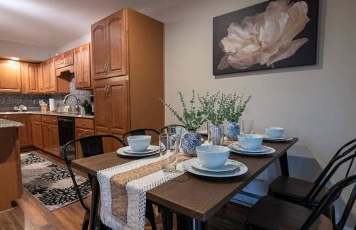 Charming Corner Newly Furnished Townhome - Foto 6