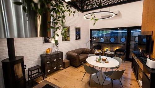 Dark Studio - Photo 2