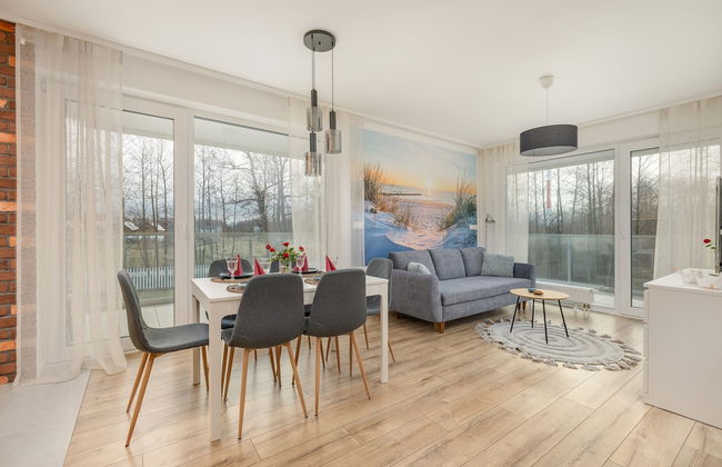 Coast Apartment With Balcony by Renters - Photo 60