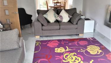 Smitten House 4 Bedroom RHYL - Foto 5