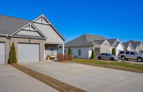 4 Mi to Lee University Peaceful Townhome with Patio - Foto 17