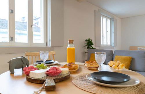 Lovely Apartments in the Heart of Guimarães by HostWise - Foto 45