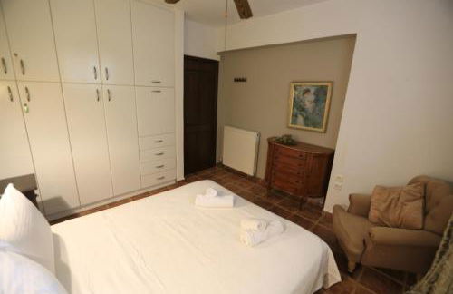 In White Villa - Photo 32