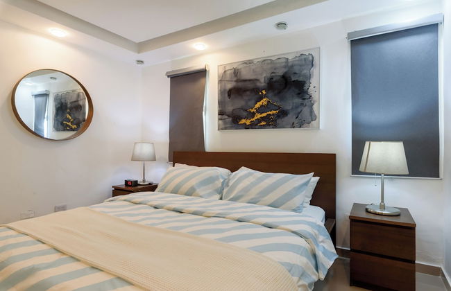 Oceanfront Condo in Ave. España Sleeps 8 - Foto 8