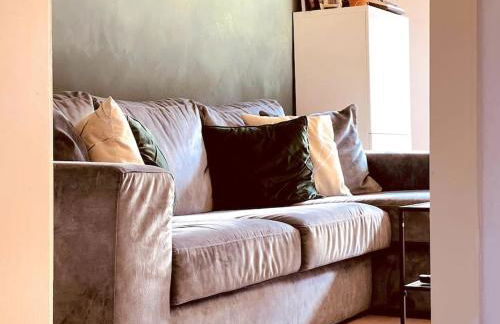 Suburban Jungle - Foto 13