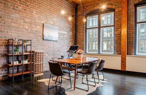 Massive Downtown Seattle Condo - Free Parking! - Foto 7