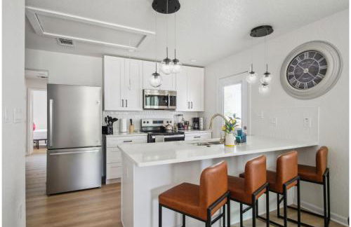 Your Amazing 3BR2BA Downtown Delight - Foto 9