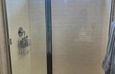 New 4BR Walk to Community Pool & Playground - Foto 23