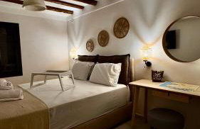 Akonelia - chora center - Photo 11