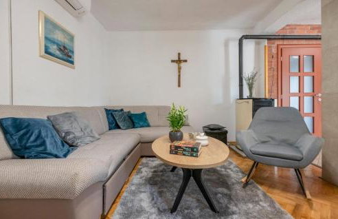 Cozy Home In Prolozac Donji With Wifi - Foto 5