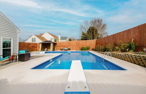 Fenced Yard and Ping-Pong Table Spacious Graham Gem - Foto 40