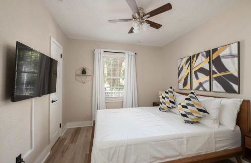 The Landing on 3rd - Walk to UF & Downtown, Pets - Foto 19