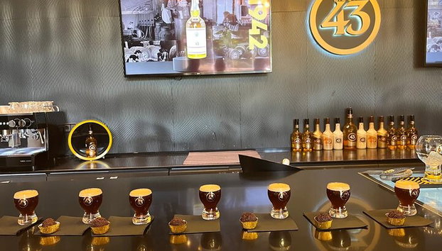 Cartagena; Visita Fabrica de licor con cata y traslados en van - Foto 2, Café degustación