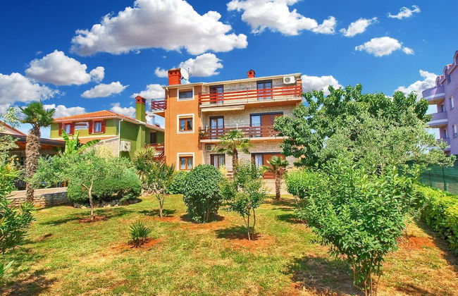 Apartment 1376 - Photo 54