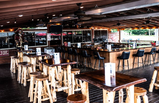 Edge-O-Dells Resort - 21 and Older - Photo 46