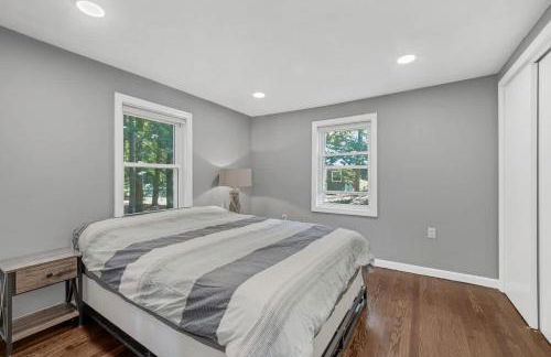 Hermit Lake Escape Family Fun - Beachfront BBQ - Foto 17