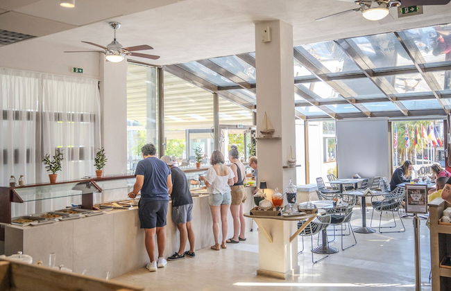 Dionysos Hotel & Suites - Foto 33