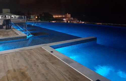 Vista Mar Ingleses - Infinity Pool - Foto 24