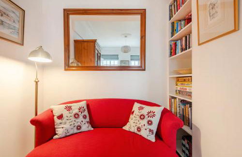 Nordic Regency Apartment - Photo 26