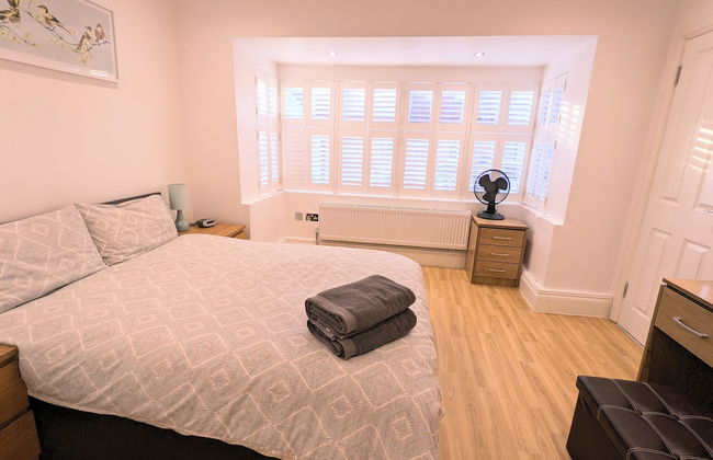 Stylish 2-bed Apartment Near Richmond Park - Foto 2