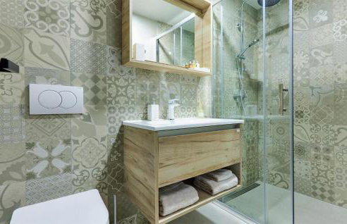 6 Bedroom Stunning Home In Podgrade - Foto 42