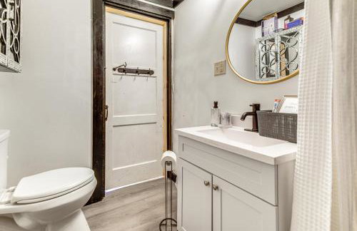 Glamping Getaway at Lake Carmi Cabin! - Foto 14