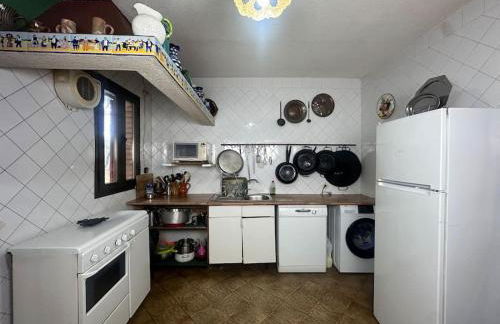 Casa para fiestas 16 personas, barbacoa y terraza - Photo 66