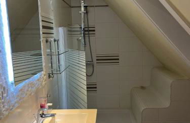 Apartment für 5 Personen mit Gartennutzung - Messezimmer - Foto 7