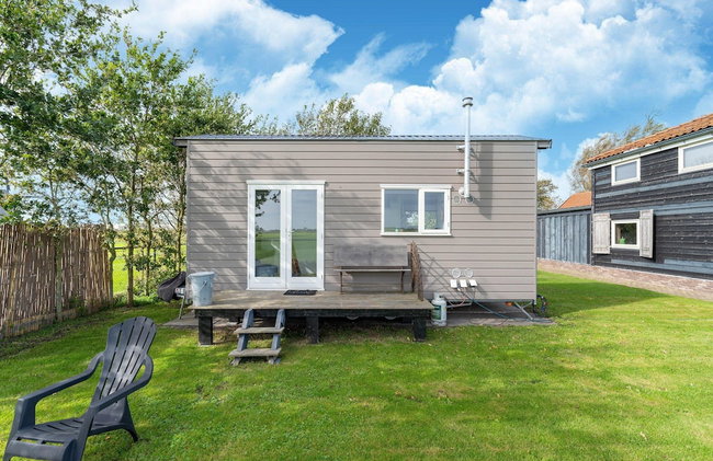 Holiday Home in Burgerbrug Near the Beach - Foto 1