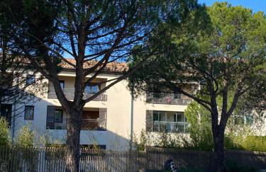 Escapade Uzétienne Cœur de ville et Parking - Foto 28