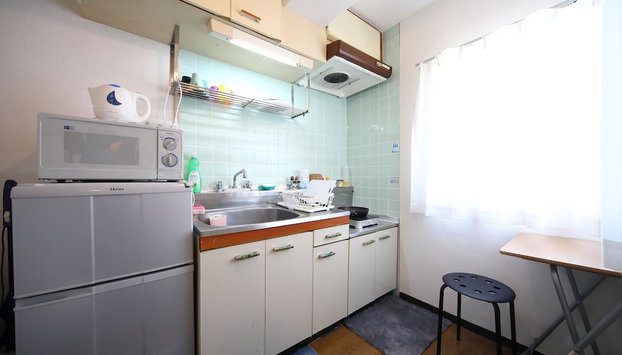 World Inn Naniwa - Foto 4, Cocina básica privada