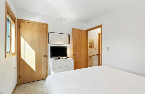 Relaxing Busy Bee C-7 by Simple Life Rentals - Foto 59