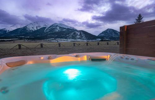 Buena Vista Mountain Retreat - Ultimate Privacy with Spa & Unbeatable Views - Foto 1