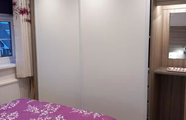 Smitten House 4 Bedroom RHYL - Photo 19