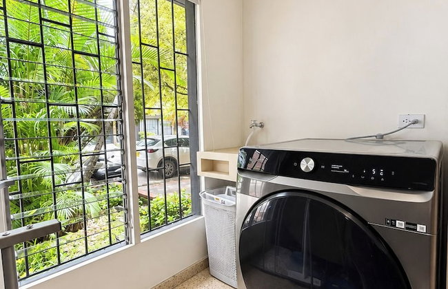 One Living by Roots Rentals - Foto 75
