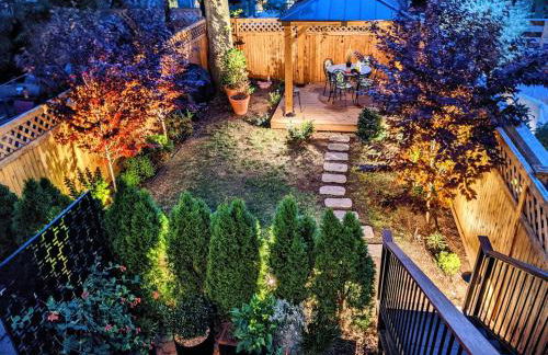 Luxury duplex in 1880s brownstone w private garden - Foto 23