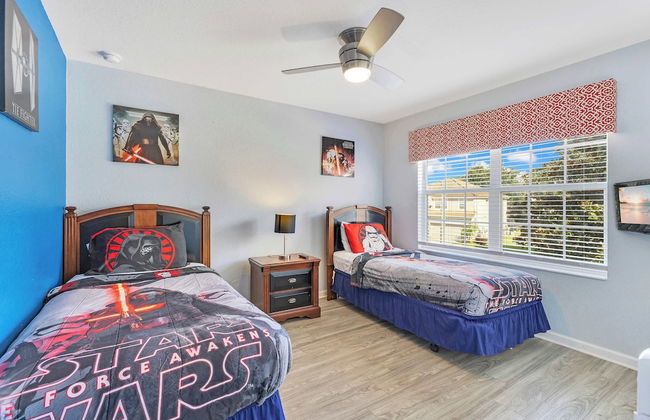 Windsor Hills 6BR Home Pool Spa Private Theater - Foto 7